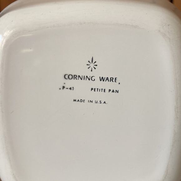 Vintage Corningware “Blue Cornflower” P-41 Petite Pan - Picture 8 of 8